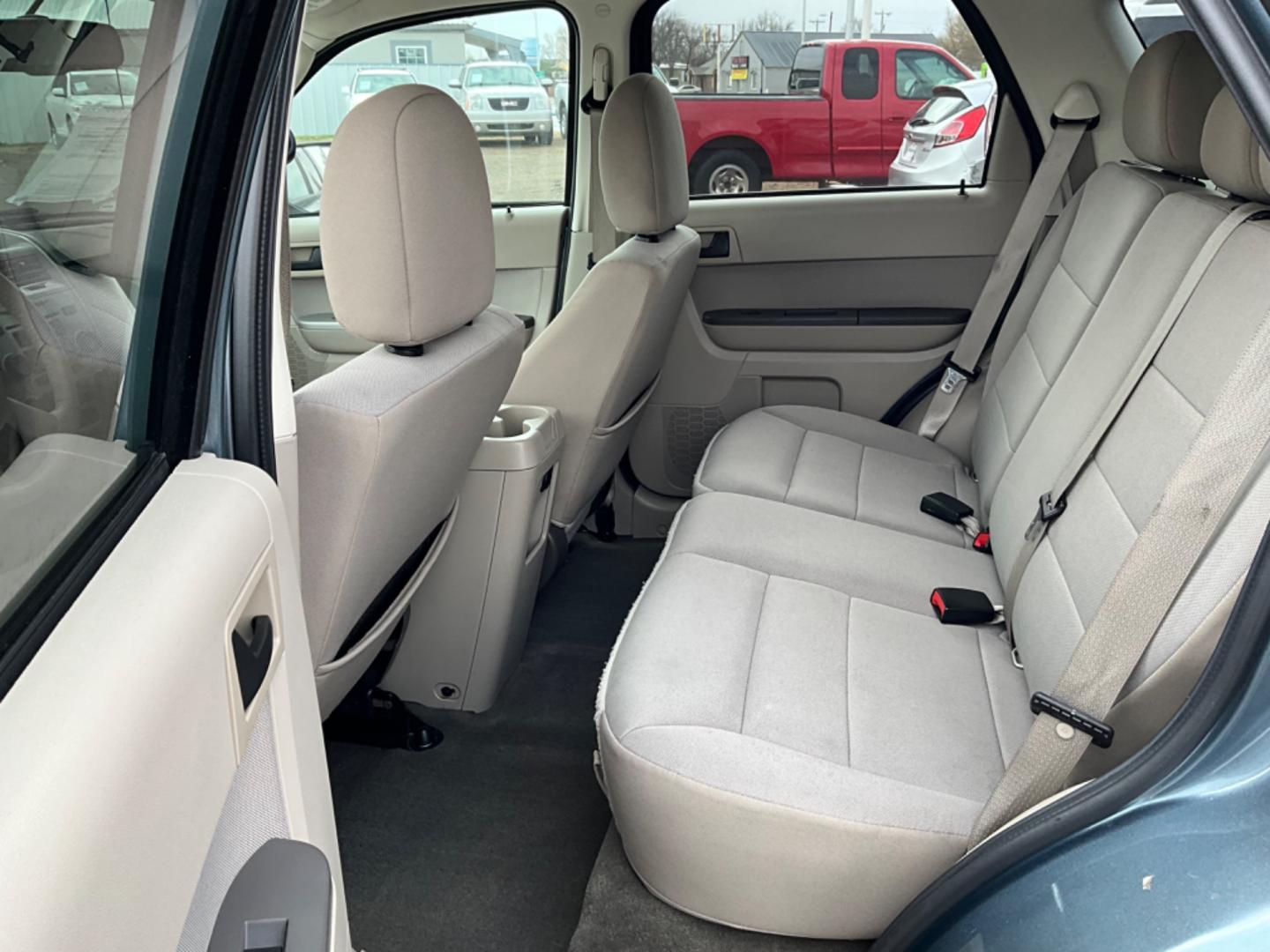 2012 Ford Escape (1FMCU0DG9CK) , located at 821 N. Prince Street, Clovis, NM, 88101, (575) 762-8852, 34.406643, -103.195999 - Photo#4